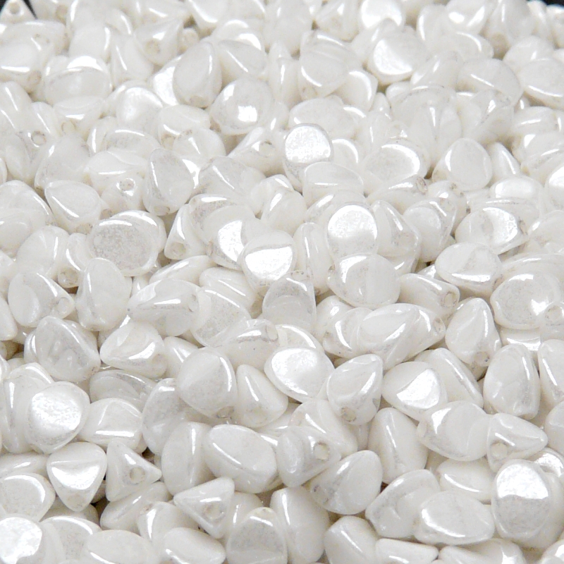 100pcs Czech Pressed Glass Pinch Beads 5mm Opaque White Ceramic Look