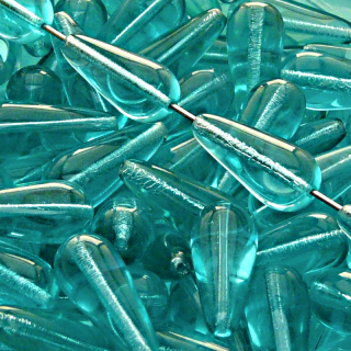 8pcs Czech Pressed Glass Drop Beads 20x9mm Light Green Aquamarine